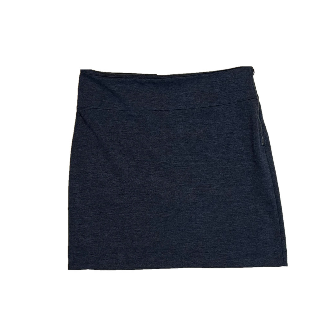 ⭐️ 3 For $15 Banana Republic Skirt